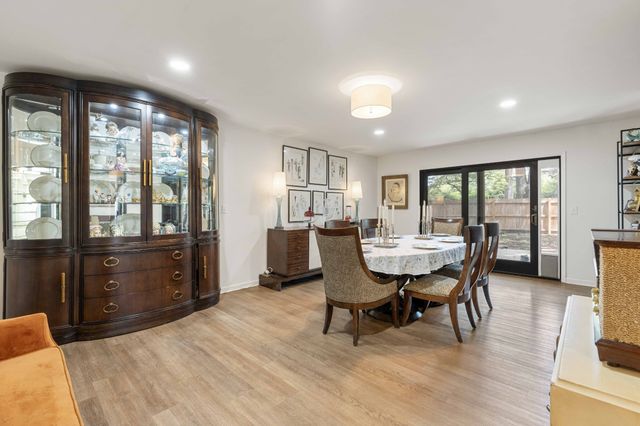 512 Westwood Dr, Tullahoma, TN 37388