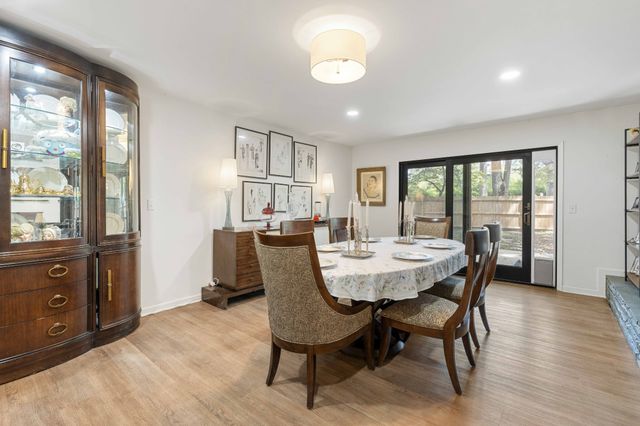 512 Westwood Dr, Tullahoma, TN 37388