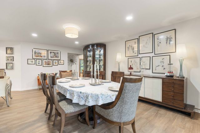 512 Westwood Dr, Tullahoma, TN 37388