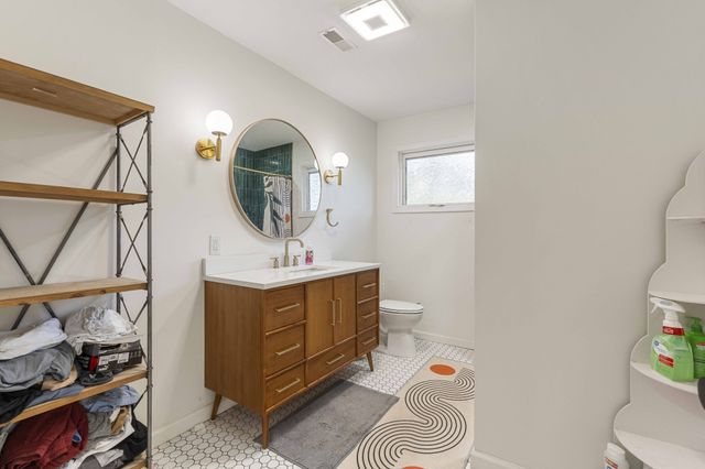 512 Westwood Dr, Tullahoma, TN 37388