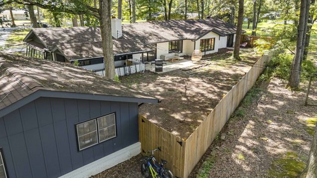 512 Westwood Dr, Tullahoma, TN 37388