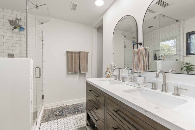 512 Westwood Dr, Tullahoma, TN 37388