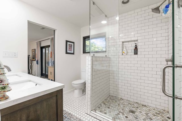 512 Westwood Dr, Tullahoma, TN 37388