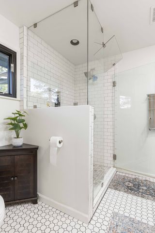 512 Westwood Dr, Tullahoma, TN 37388