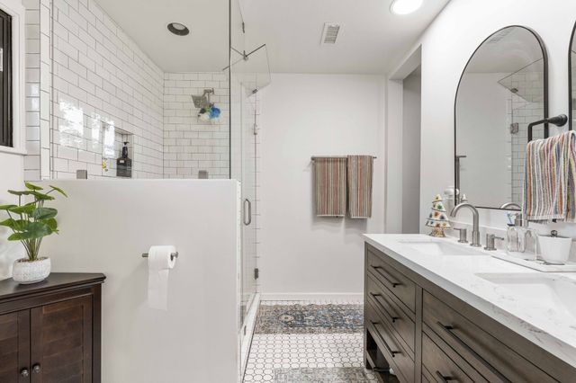 512 Westwood Dr, Tullahoma, TN 37388