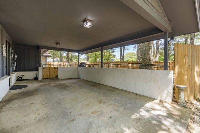 512 Westwood Dr, Tullahoma, TN 37388