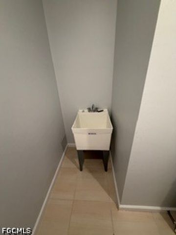 3655 Rain Lily LN, Alva, FL 33920