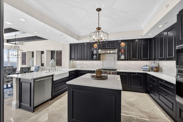 2700 N Ocean Drive 1401a, Riviera Beach, FL 33404