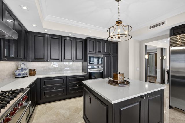 2700 N Ocean Drive 1401a, Riviera Beach, FL 33404