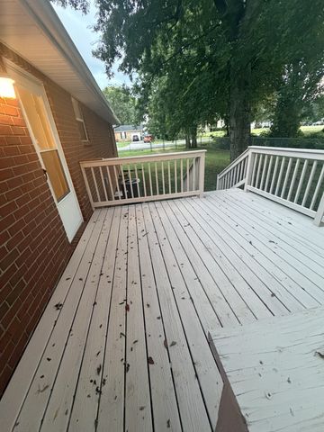 301 Summer Dr, Smyrna, TN 37167