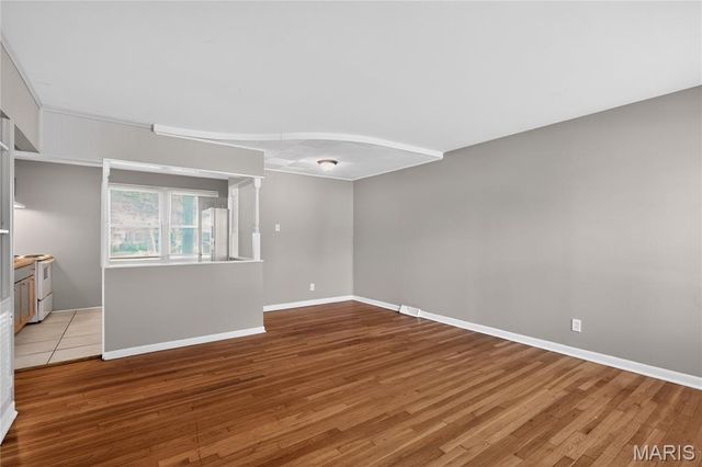 9866 Lawnview Drive, St Louis, MO 63136
