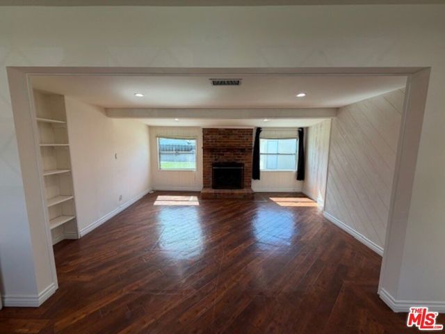 17400 Cantlay Street, Van Nuys (los Angeles), CA 91406