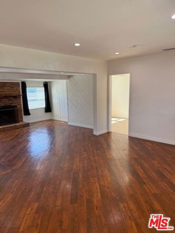 17400 Cantlay Street, Van Nuys (los Angeles), CA 91406