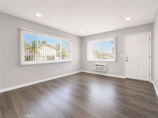 204 N Orange Avenue, Rialto, CA 92376