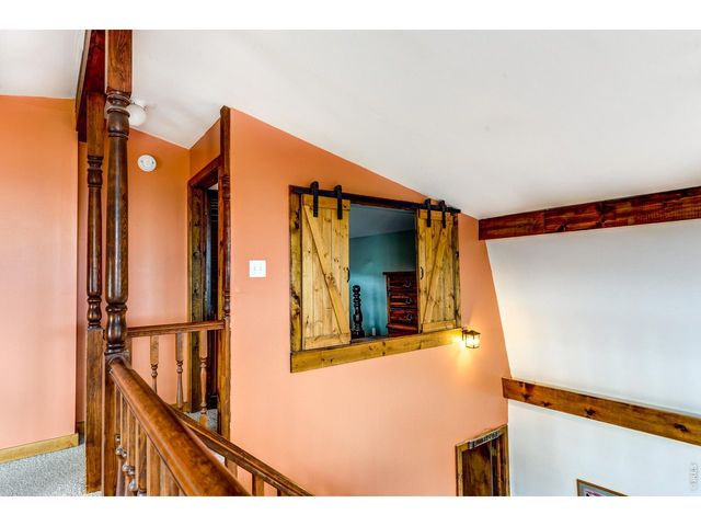 146 Selkirk Ln, Jefferson, CO 80456