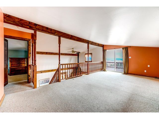 146 Selkirk Ln, Jefferson, CO 80456