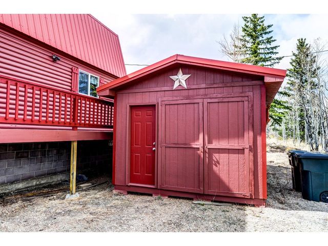 146 Selkirk Ln, Jefferson, CO 80456