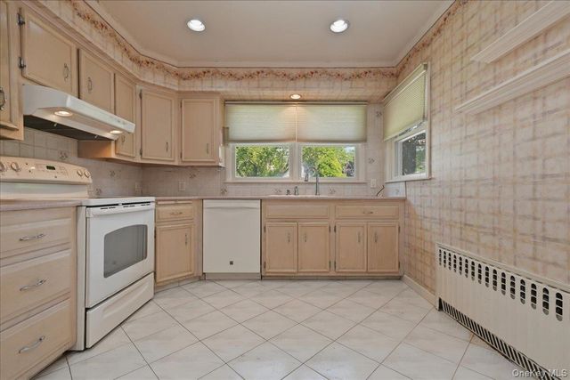 672 Westbury Avenue, Westbury, NY 11590