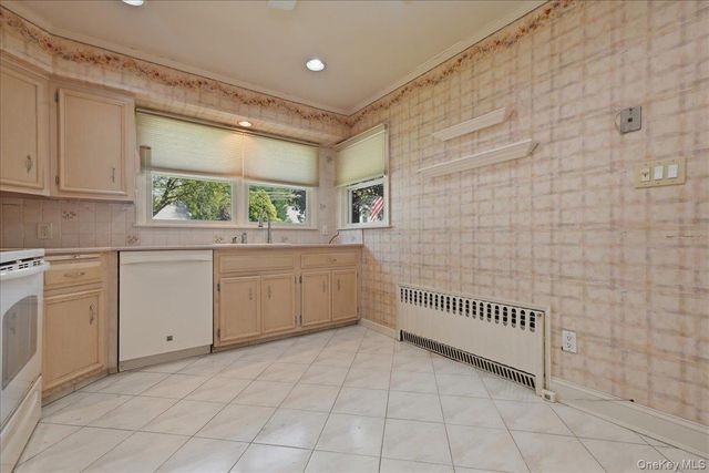 672 Westbury Avenue, Westbury, NY 11590