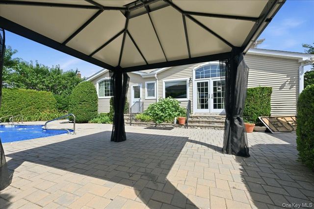 672 Westbury Avenue, Westbury, NY 11590