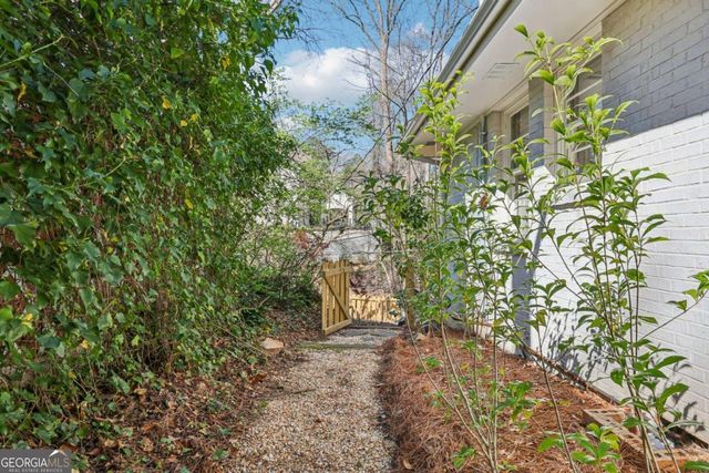 4011 Arden Way NE, Atlanta, GA 30342