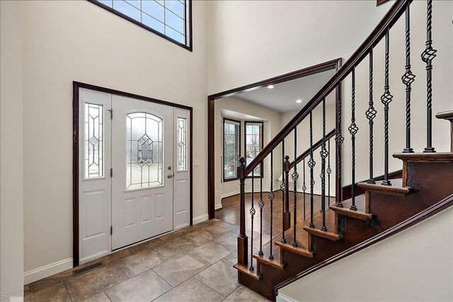 49312 Walnut Creek Drive, Macomb Twp, MI 48044