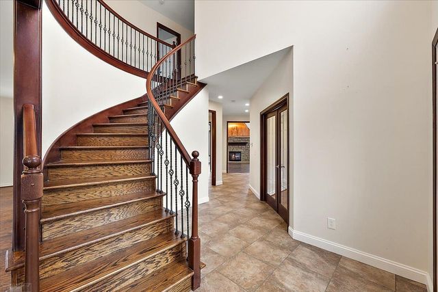 49312 Walnut Creek Drive, Macomb Twp, MI 48044