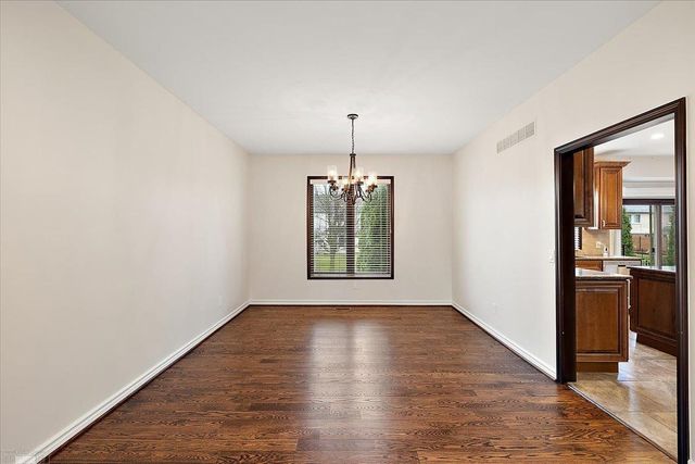 49312 Walnut Creek Drive, Macomb Twp, MI 48044