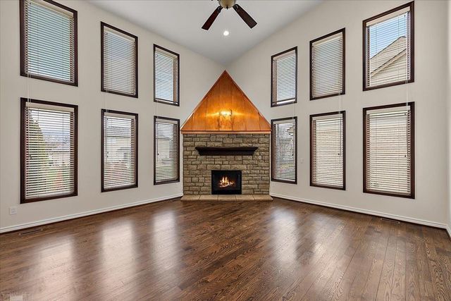 49312 Walnut Creek Drive, Macomb Twp, MI 48044