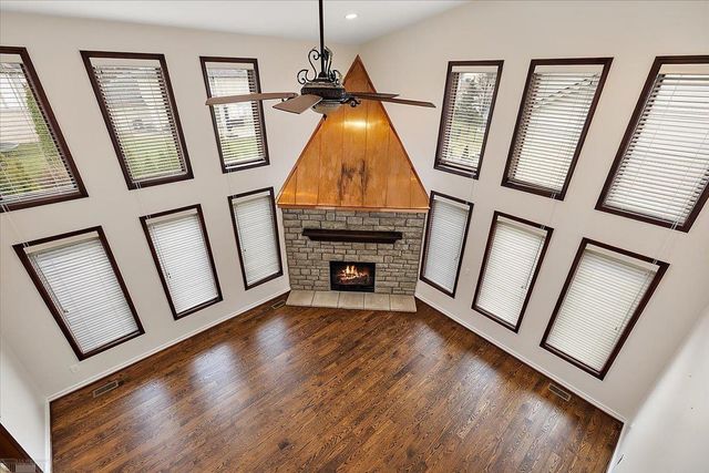 49312 Walnut Creek Drive, Macomb Twp, MI 48044