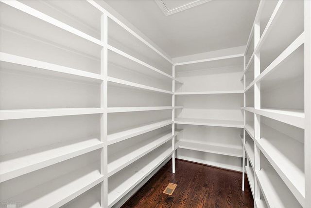 49312 Walnut Creek Drive, Macomb Twp, MI 48044