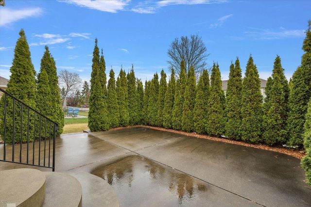 49312 Walnut Creek Drive, Macomb Twp, MI 48044