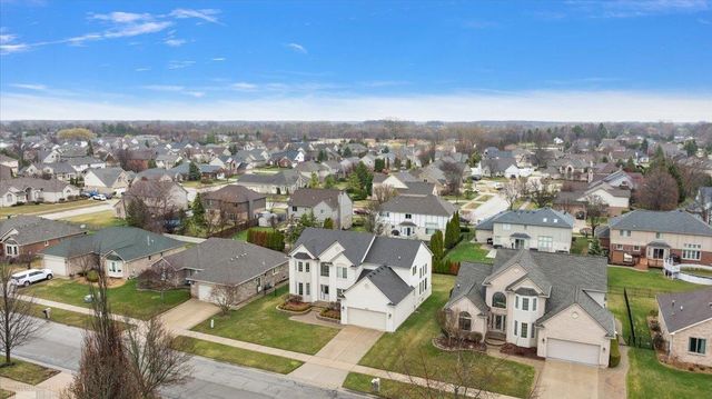 49312 Walnut Creek Drive, Macomb Twp, MI 48044