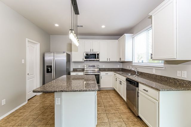 2209 Windsor Farms Drive, Denton, TX 76207