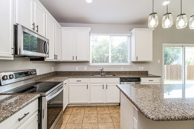 2209 Windsor Farms Drive, Denton, TX 76207