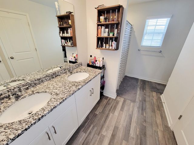 111 Avalon Drive, Huntsville, TX 77320