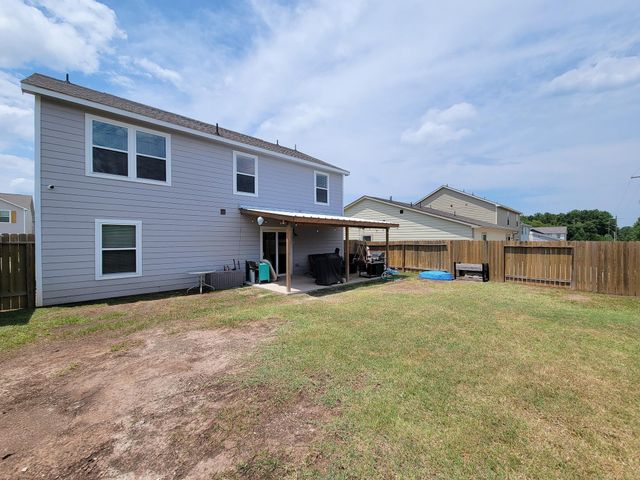 111 Avalon Drive, Huntsville, TX 77320