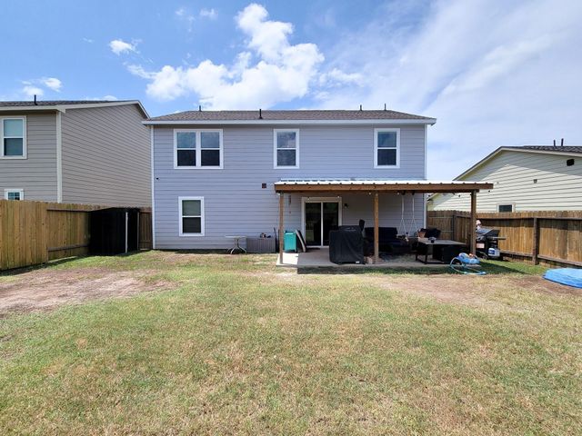 111 Avalon Drive, Huntsville, TX 77320