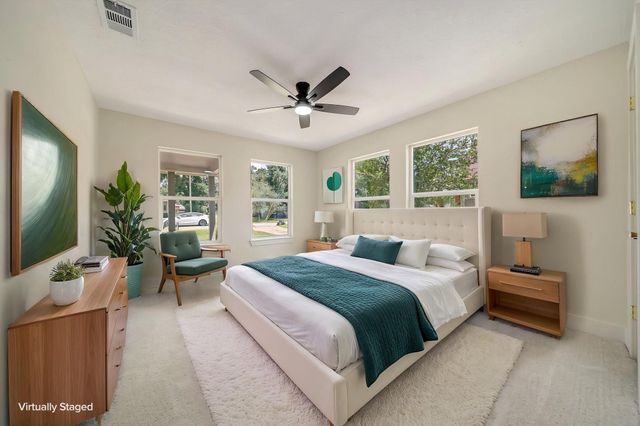 717 Clayton Street, Tomball, TX 77375