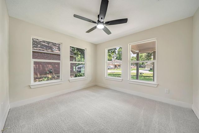 717 Clayton Street, Tomball, TX 77375