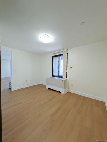 13619 Franklin Avenue 4C, Flushing, NY 11355