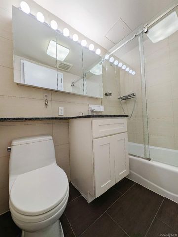 13619 Franklin Avenue 4C, Flushing, NY 11355