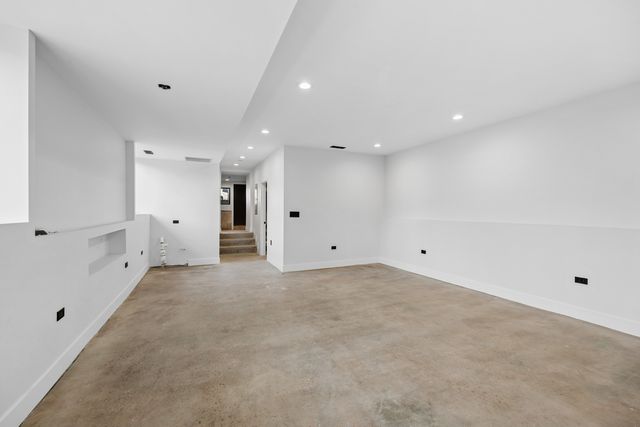 1412 W Fuller Street, Chicago, IL 60608