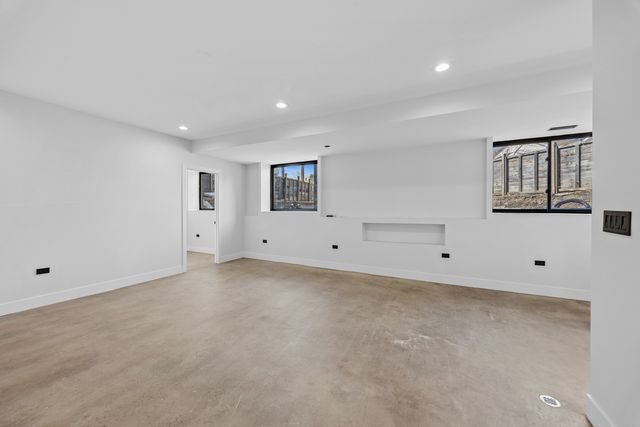 1412 W Fuller Street, Chicago, IL 60608