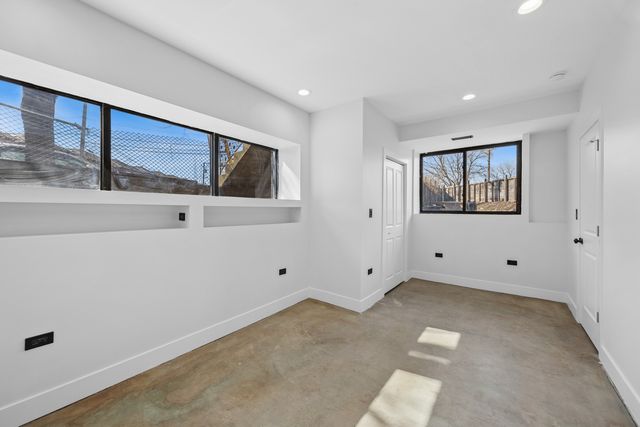 1412 W Fuller Street, Chicago, IL 60608