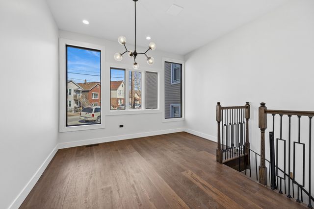 1412 W Fuller Street, Chicago, IL 60608