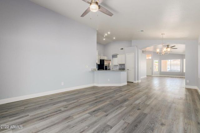 109 W Helena Drive, Phoenix, AZ 85023