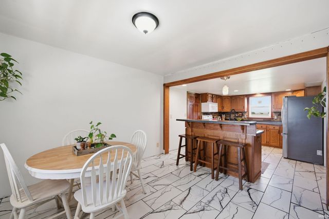 5850 W 100, Tipton, IN 46072