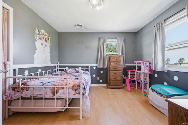 5850 W 100, Tipton, IN 46072
