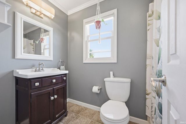 5850 W 100, Tipton, IN 46072